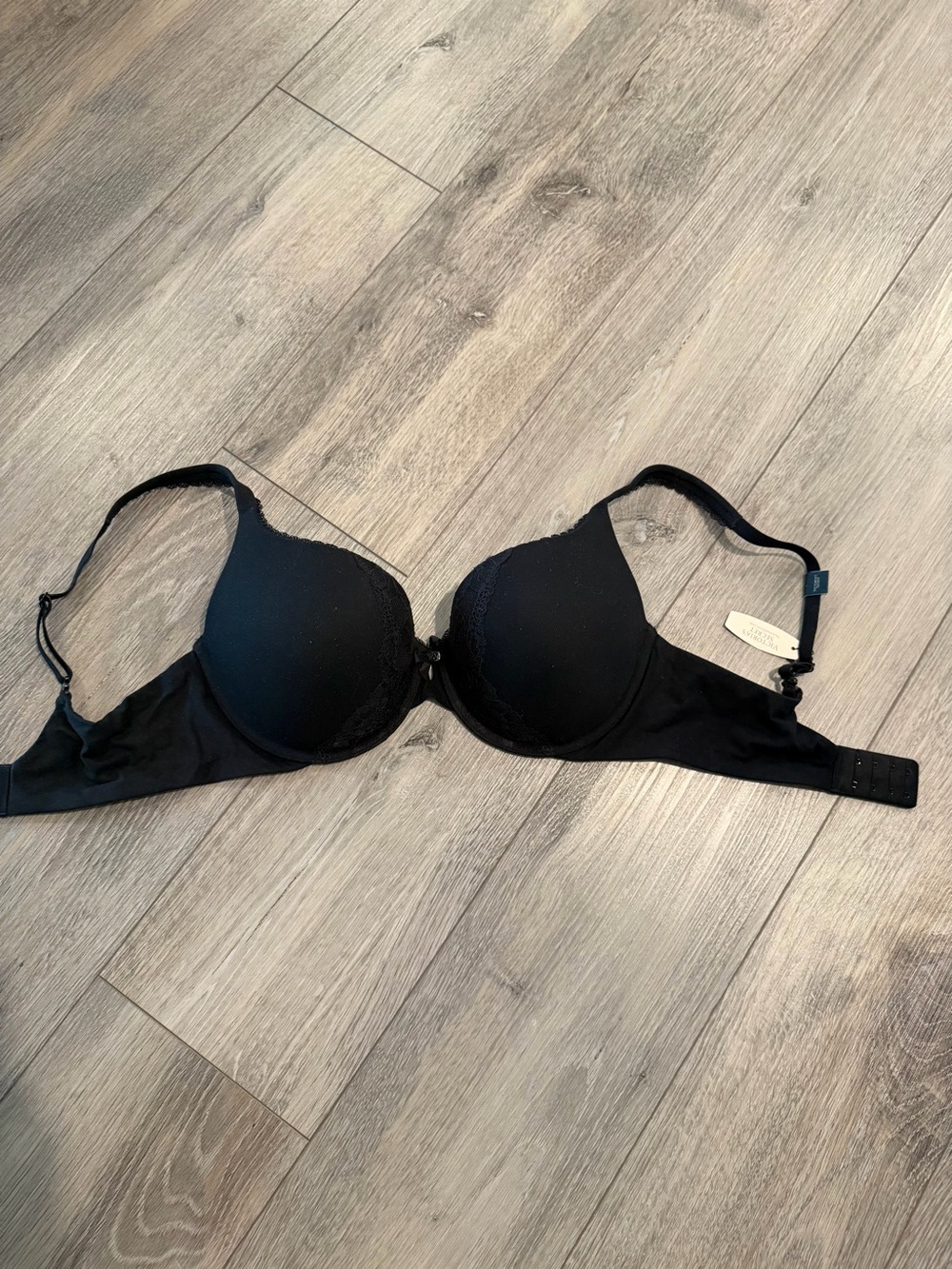 Victoria's Secret Black Padded T-Shirt Bra